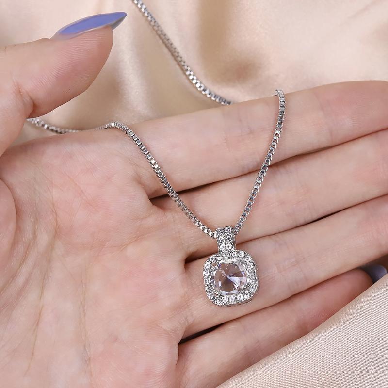 

Pendant Necklaces Classic Wedding Crystal Color Teardrop Necklace For Women Trendy Rhinestone Collar Zircon Jewelry Statement
