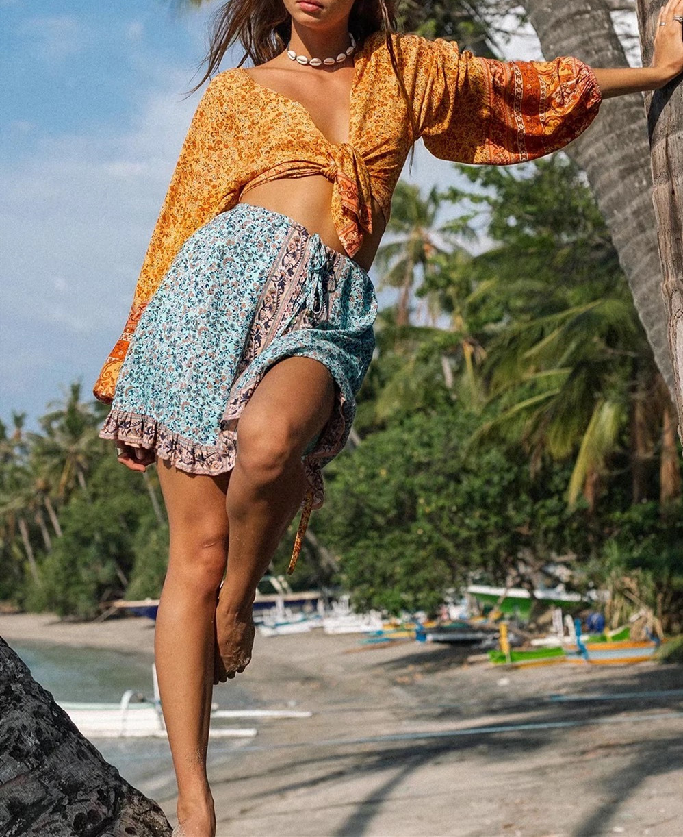 

2021 Bohemian Orange Floral Print Open buttons BOHO Shirt Holiday Women Single-Breasted Long Sleeve Blouse Tops Beach Blousa, Red