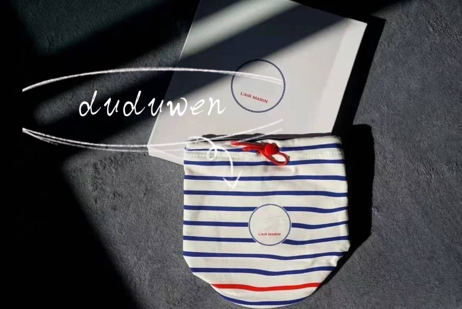 

14X18cm storage case C gift home or travel storage bag cotton Drawstring Bucket fashion C makeup organizer VIP with gift box
