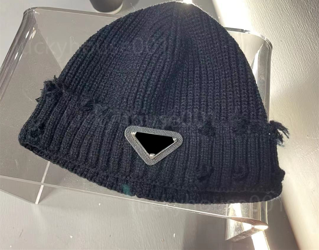 

2021 autumn and winter warm hip hop wool hat men and women hole knitted hat leisure landlord melon skin hat top quality multi-color optional manufacturer wholesale