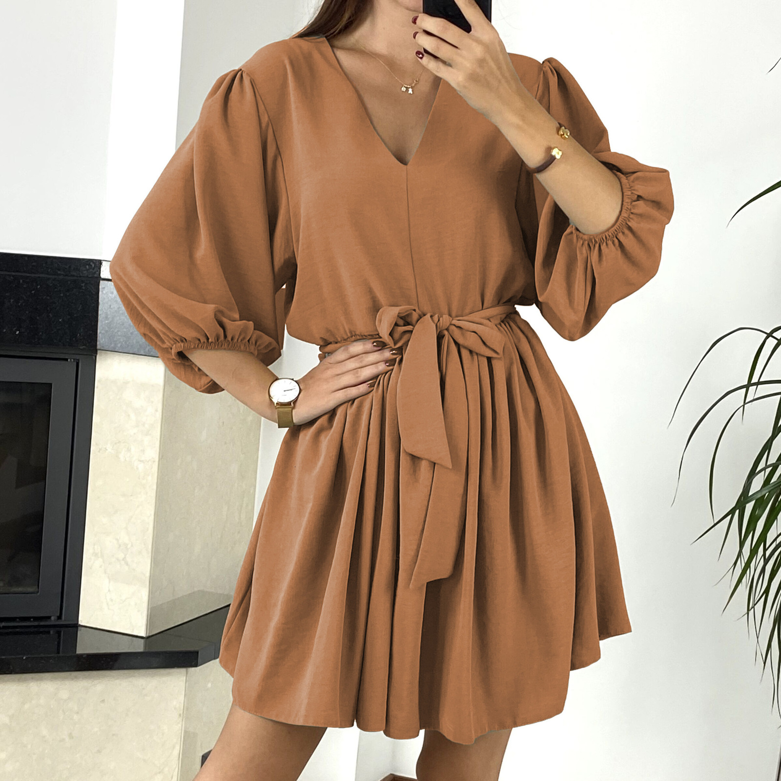 

New 2021 Spring v Neck Women Casual Three Quater Sleeve a Line Pleated Office Female Solid Color Vestidos Mf7l, Red