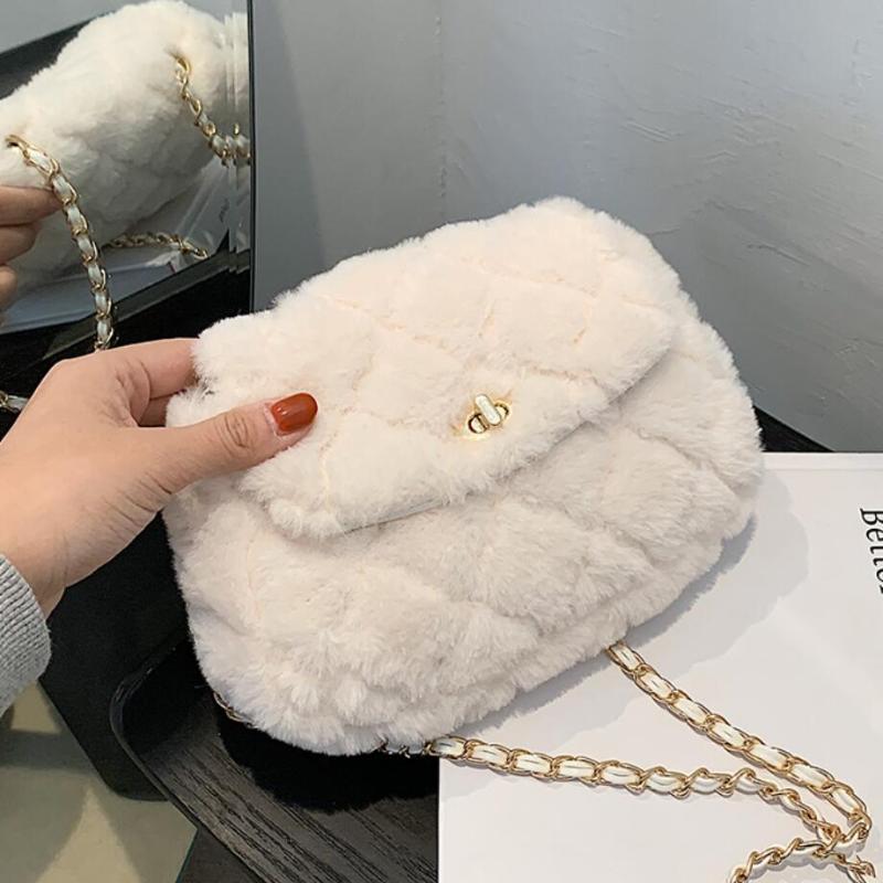 

Lattice Square Crossbody bag 2021 Winter New High-quality Soft Plush Women's Designer Handbag Lock Chain Shoulder Messenger Bag, Black