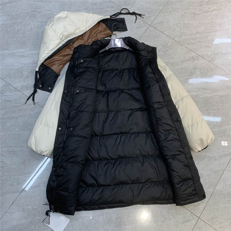 

Designer Luxury Womans Winter MONCL CHENE Blue Down Puffer Bomber Jacket Beige Long Puffer Down Jacket White Size 2 Real Fur, Don't pay it