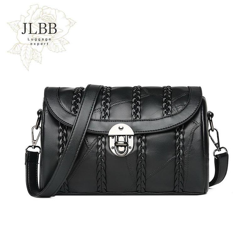 

Luxury Buckle Bags For Women 2021 Ruched Design Shoulder Bag Female Handbags PU Leather Messenger Bags Women WHDV1150, Black