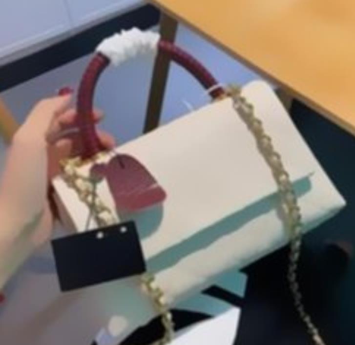 

2021 Designer - Women Handheld Cover Bag High Quality Cross Body Cowhide Fashion 7 Colors 25*14cm