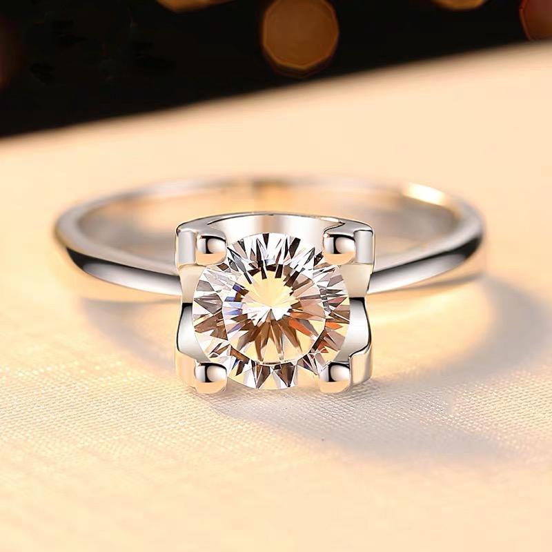 

Cluster Rings 9K Moissanite Ring 1ct 2ct 3ct White Gold EF Color Customizable Jewerly Round Cut Diamond Anniversary Gift For Lover, Golden;silver