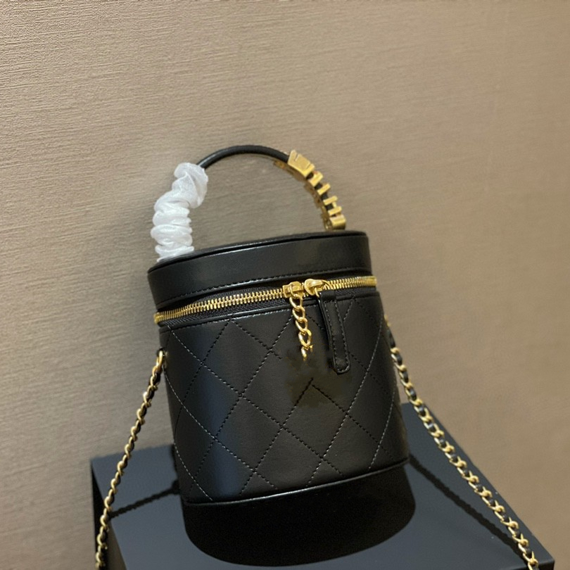 

Designer Bucket 2C logo Mini Size 15 *15 CM Luxury Cowhide Bag Cross Body Shoulder Purse Perfume Bottle Case Cosmetic Bags Women's Wallets Lady Pack M3, Accessories fee(not sale separately)