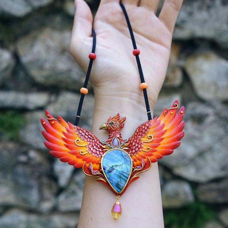 

Christmas Decorations Color Peacock And Phoenix Resin Pendant God Decoration Wall Bird Crafts Q4t6