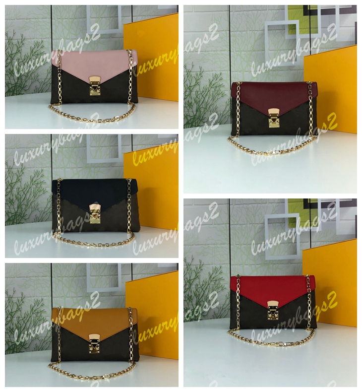 

Designers Luxurys Fashion Shoulder Bags Top Quality Small Cuter Chain Ladies Canvas Handbags Purses Womens Cross Body Bag, Red