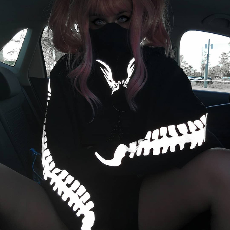 

Gothic Hooded Autumn Women Black Chain Skull Printed Reflective Flash Crop Sweatshirt Streetwear Long Sleeve Casual Top, White