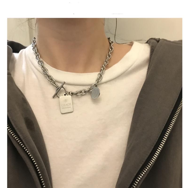 

Chokers Titanium Steel Necklace Women's Brand Personality Ins Net Red Clavicle Chain Tide Hiphop Not Easy To Fade Pendant