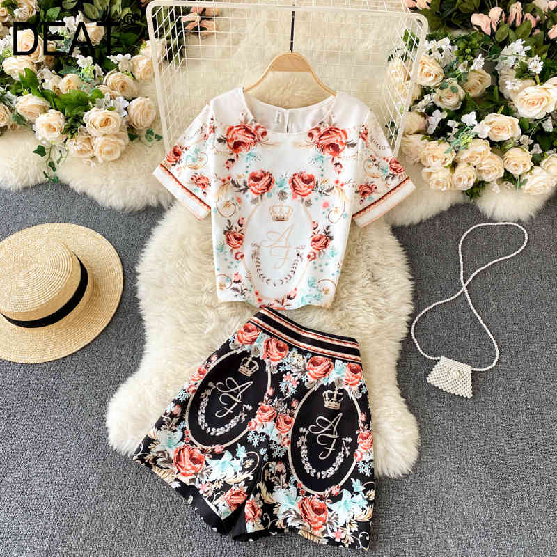 

Women Shorts Printing Round Neck Short Sleeve Two Piece Set Fashion Temperament Spring Summer 11D72 210525, White