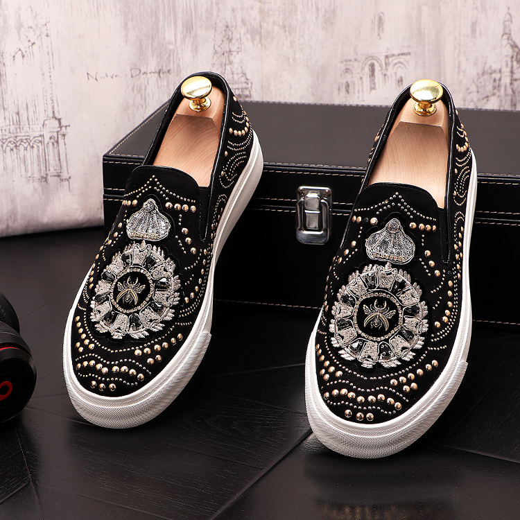 

New Fashion Men Red Velvet shoes Slippers Buckle Men with Gold Accents Prom and Party Loafers Slip on Men's Flats, Black