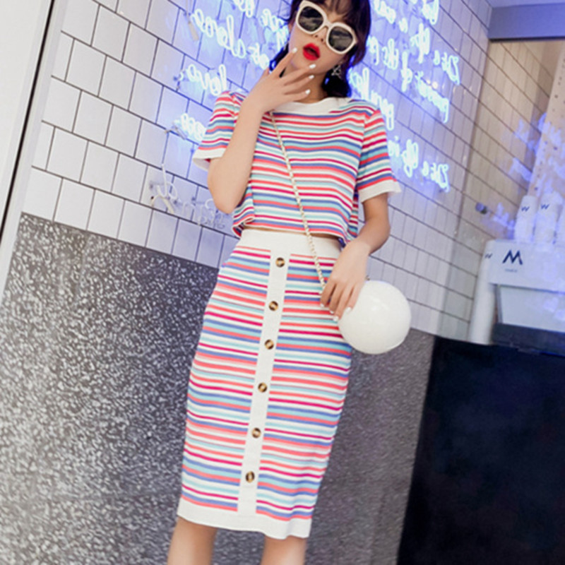 

Two Piece Set Summer Korean Vintage Rainbow Striped Knitted Crop Top Skirt 2 Outfits for Women Matching s 210525, Picture color