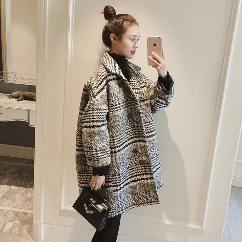 

Women' Wool & Blends Winter Woman Coats Autumn And Woolen Coat Korean Version Of The Retro Plaid In Long Large Size Female Jacket, Photo color