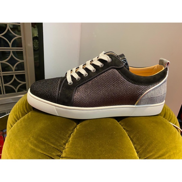 

Hot Sale 2021 Red Bottom Low-Top Junior orlato Spikes Flats Shoes Men Women Grey Glitter Strass Leather Sneakers Casual Shoes With Box Dust, Black