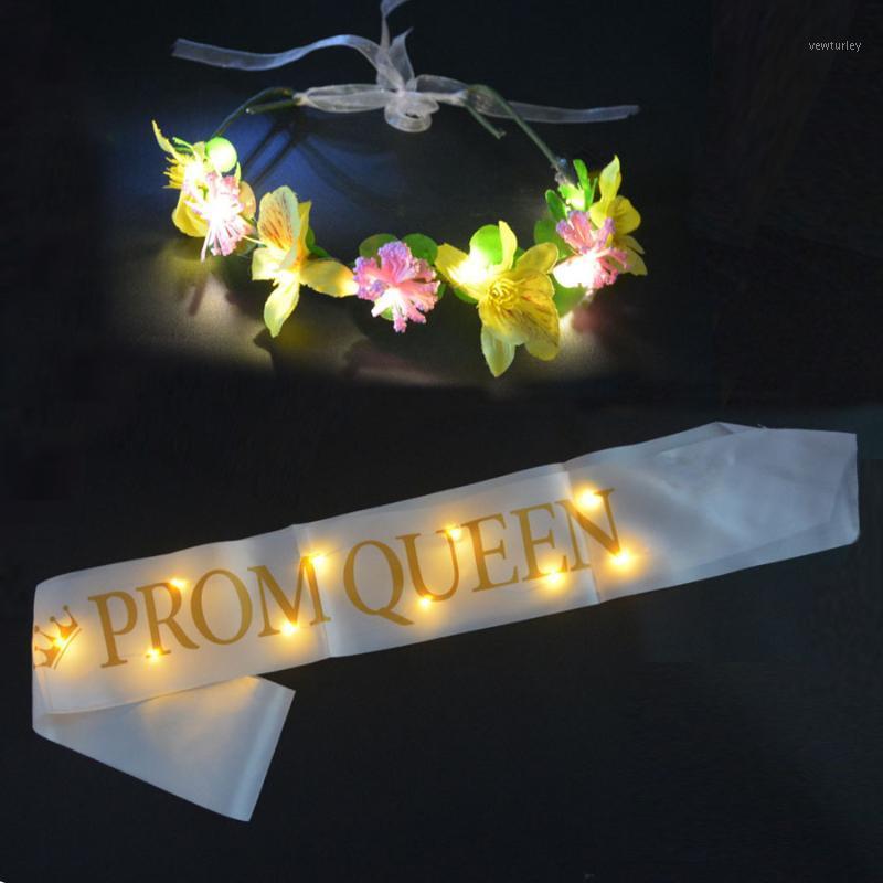 

Party Decoration LED Flower Wreath Crown Glowing Ribbons Sash Shoulder Strap Golden Letters Prom King Queen Wedding Gifts Bachelorette