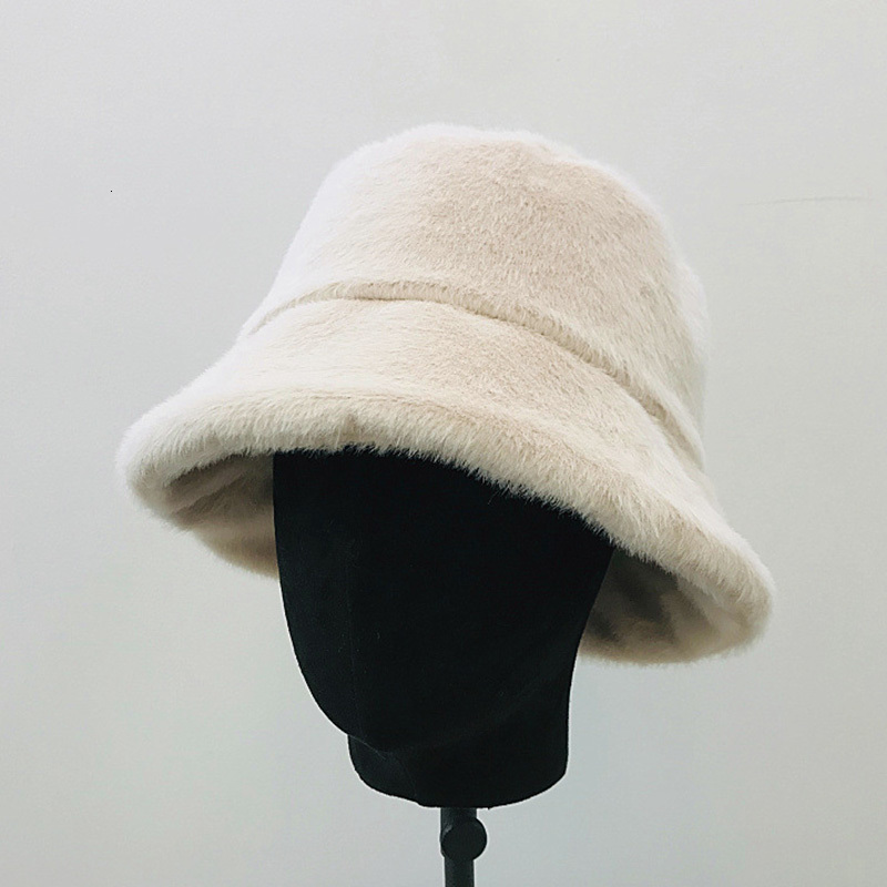 

2021 New Classical Winter Bucket Faux Fur for Women Solid Thickened Soft Warm Ladies Hat Travel Outdoor Fishing Cap Plush T657, Beige