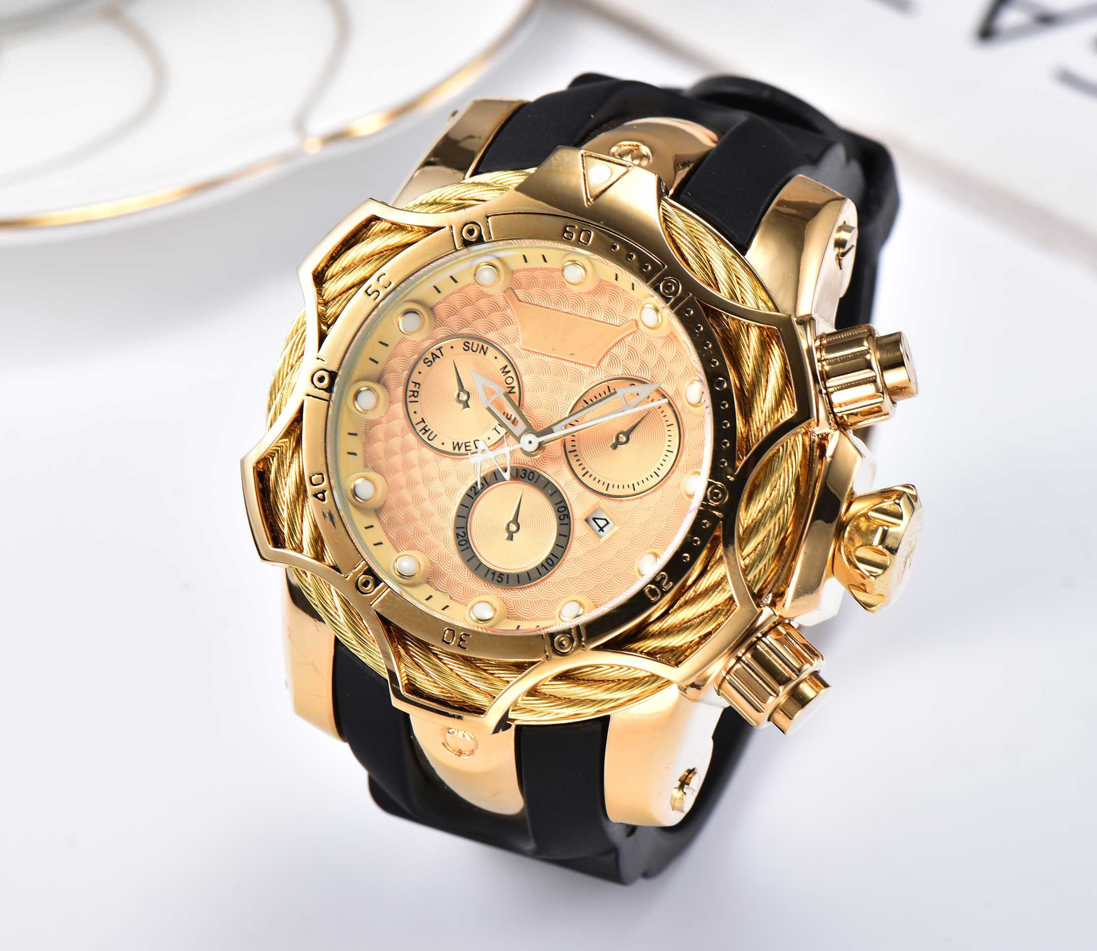 

2021 New Luxury Mens Sports Watches Clown series Golden Quartz Men Watch calendar Silicone strap Wristwatch