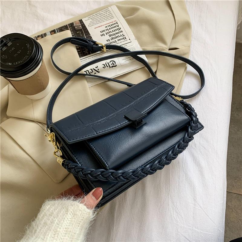 

Small 20 new fashion single shoulder messenger portable lady bag casual simple autumn and winter small square bag, Black