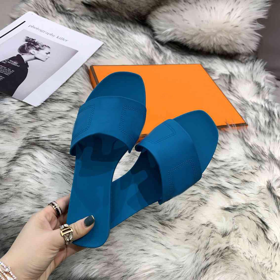 

2021 top designer women slippers fashion summer ladies metal chain flat slides high quality woman sandals with box size 35-41