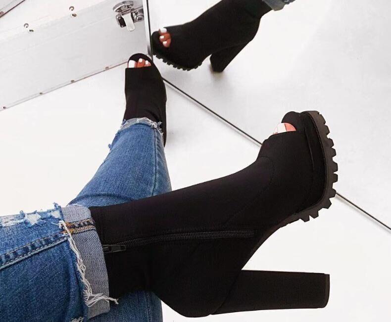 

Autumn /winter new women's waterproof high-heeled thick with color snake pattern boots boots outdoor travel bright color, Brown