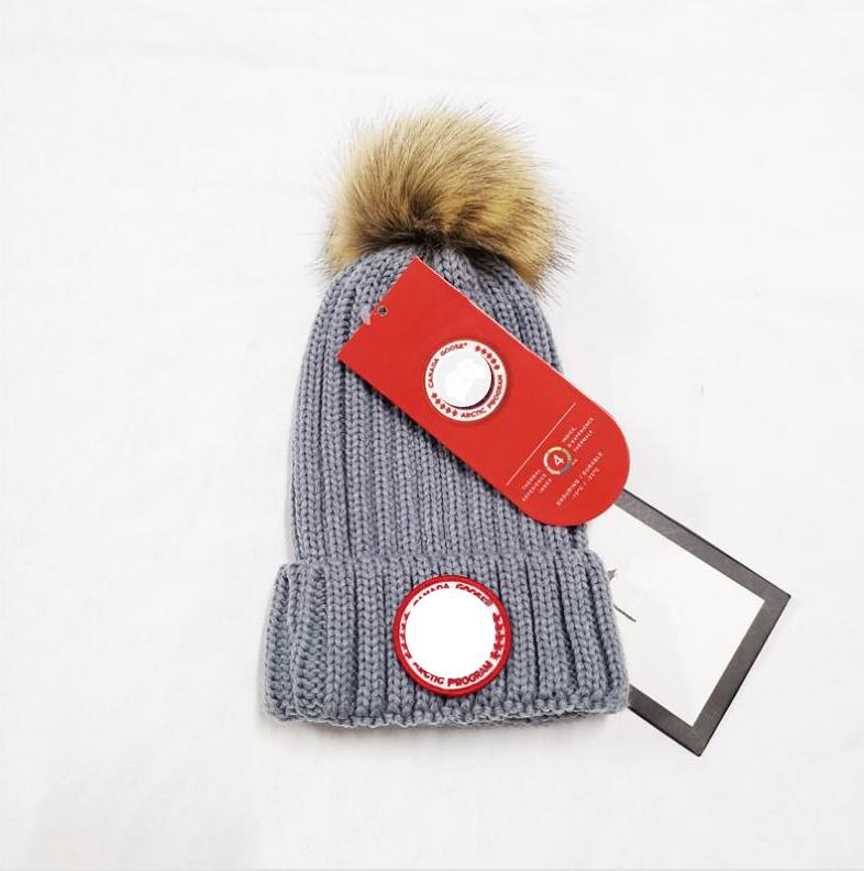 

Trendy Unisex Beanie Hat Men Women Knitted Caps Designer Wool Hats Autumn Winter Knitting Cap Christmas Gift, White