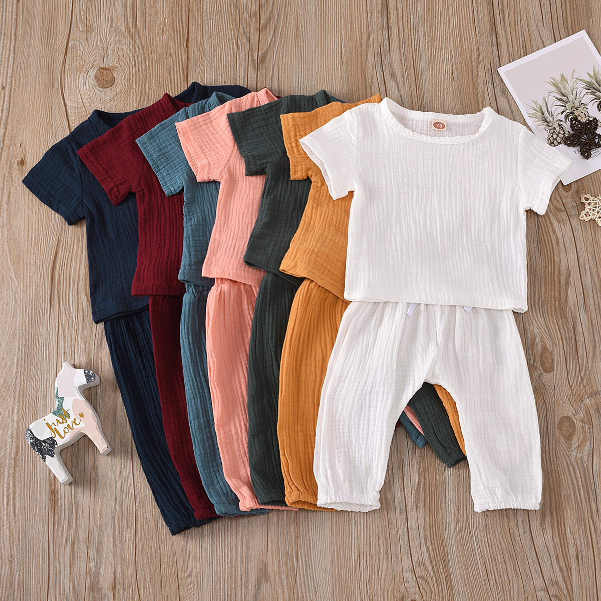 

INS 7 Colors New Baby Kids Boys Suits Organic Linen Cotton Short Sleeve Tees with Straps Pants 2Pieces Summer Children Clothing Sets Outfits, White
