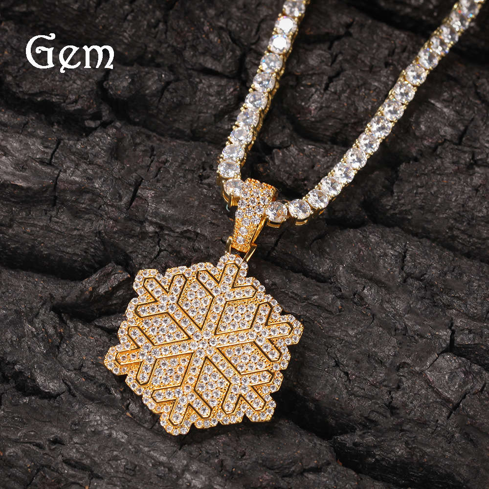 

Zircon snowflake pendant copper inlaid with zircon Street trendsetter Necklace hip hop jewelry