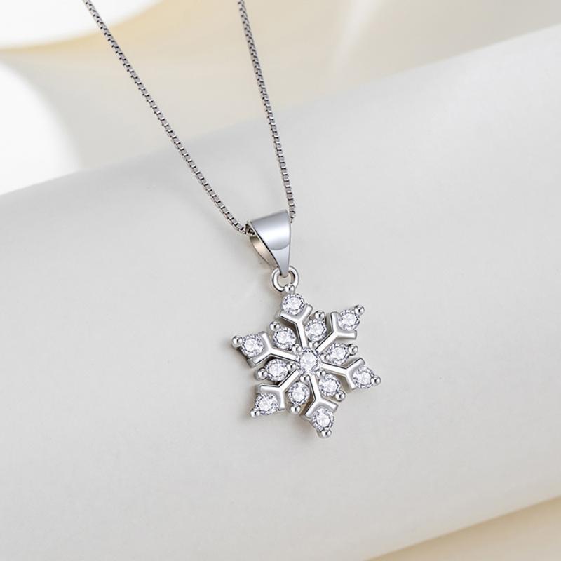 

Chains Ghidbk Crystal Zircon Snowflake Necklace For Women Shiny Rhinestone Charm Clavicle Chain Christmas Birthday Jewelry, Silver