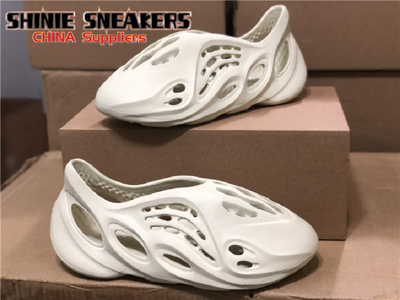 

Fashion Runner slipper shoes desert sand resin earth brown Summer Platform Sandale Triple Black Bone White slippers size 36~45 with box