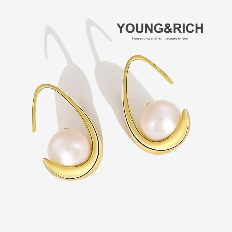 

Stud YOUNG&RICH Brand High-quality 925 Silver Earrings Female Temperament Design Baroque Pearl Personalized, Golden;silver