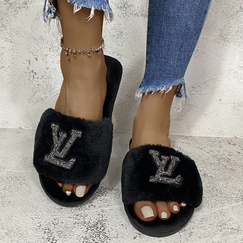 

Maomao women's autumn and winter 2020 new home bright diamond flat bottom warm one line net red fashion cotton slippers, Black