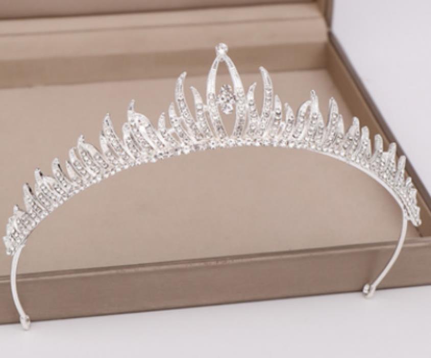 

Bridal Tiara Hair Crown Wedding Hair Accessories For Women Silver Color Crown For Bridal Crowns And Tiara Women Acc jlleOZ