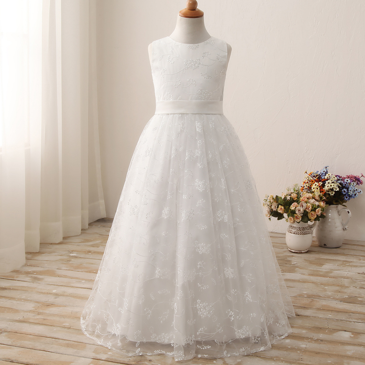Pretty Princess Ball Gown Flower Girl Dresses 3D Floral Appliques Bow Gilrs Pageant Dress Fluffy Tulle Long lace Birthday gowns wedding dress2021-image-744600206