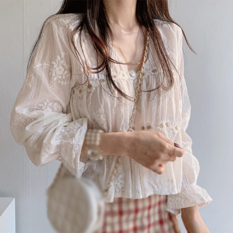 

Women' Blouses & Shirts Jlong Women Chic Hollow V-neck Blouse Korean Flower Spring Autumn Long Sleeve Shirt Tops, White
