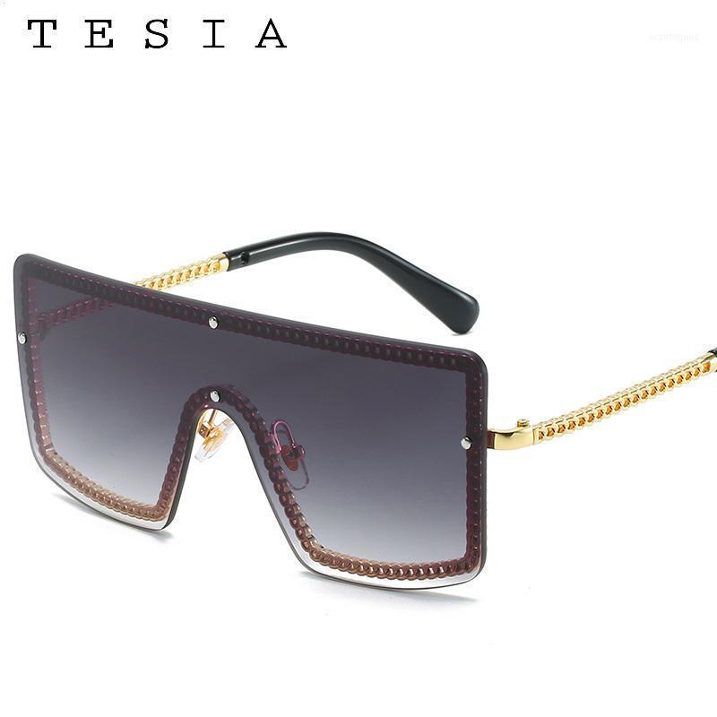 

Sunglasses Oversized Square Women Vintage Chain Metal Frame Sun Glasses One-Piece Lens Oculos Feminino1