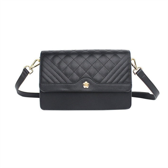 

designers duffel bags 45cm 55cm luxury large capacity travel sale women men genuine leather shoulder fashion bag carry rivets with lock head