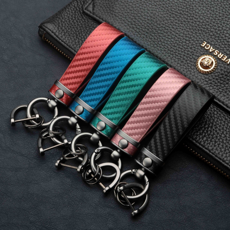 

Classic Design Multicolor Textured Leather Keychain High Quality Zinc Alloy Car Key Chain with Spring Buckle for Man