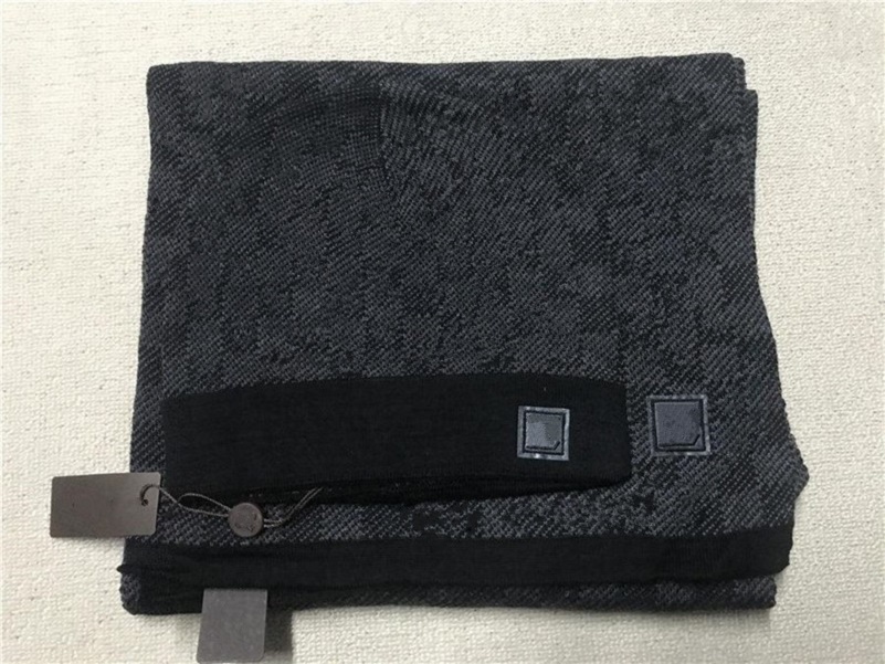 

2021 new Men's high quality hat scarf suit winter wool scarf design skull hat wool men and women beanie scarf ju