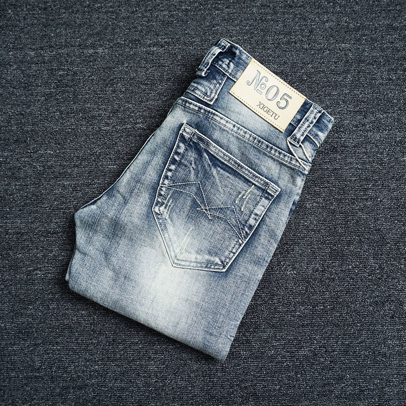 

2021 New Italian Vintage Fashion Retro Light Blue Slim Fit Ripped Men Top Quality Streetwear Hip Hop Designer Jeans Homme 4auo