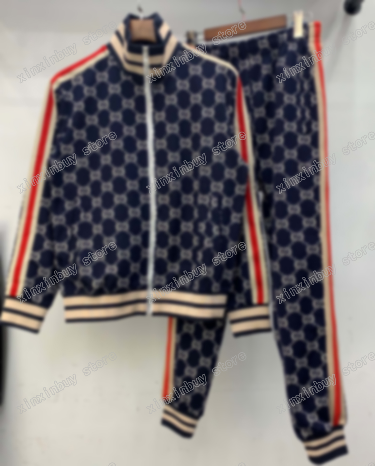 

21ss mens women designers tracksuits Jacquard letters letter print Windbreaker fashion tracksuit men designer breathable zipper black red blue xinxin