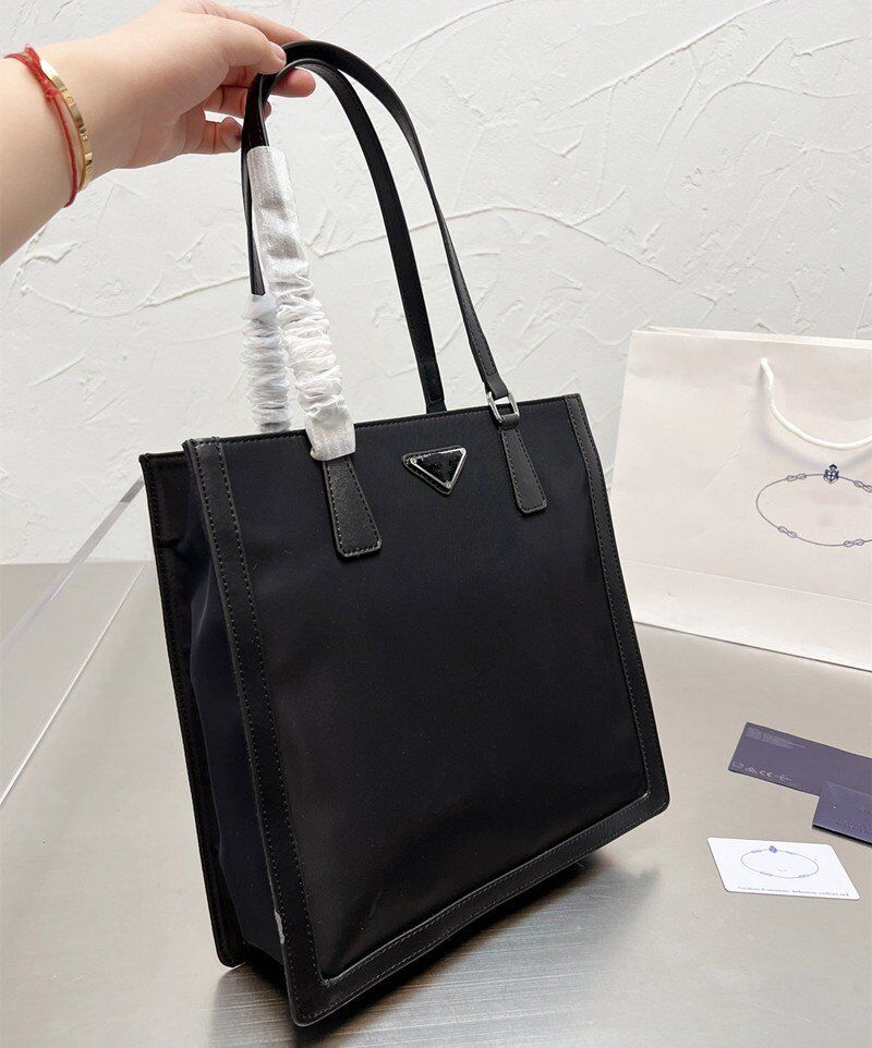 

High quality handbag fashion shoulder bag ladies totes with Triangle Purses Nylon Patchwork leather handbags Wallet messenger bags 30*29LCM, Red