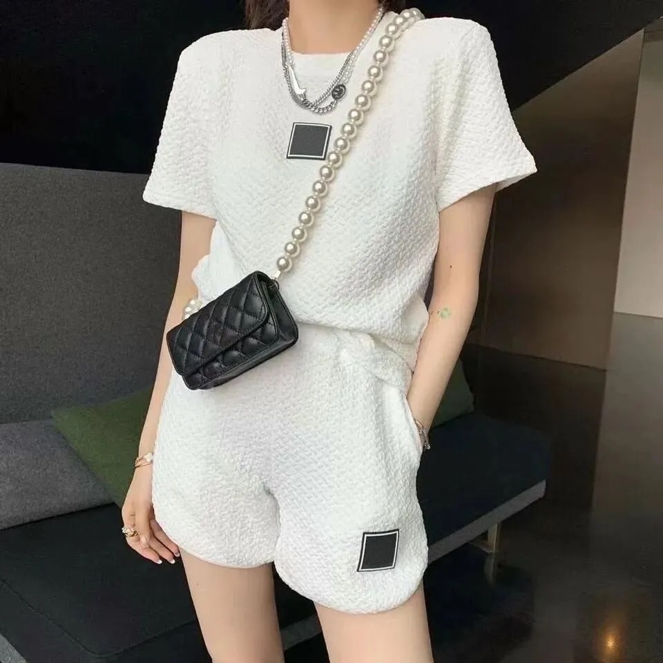 

Women's Tracksuits 2021 Summer New Product Net Red Same Customized Fabric Medieval Custom Leather Brand Short Sleeve + Shorts Set, Black