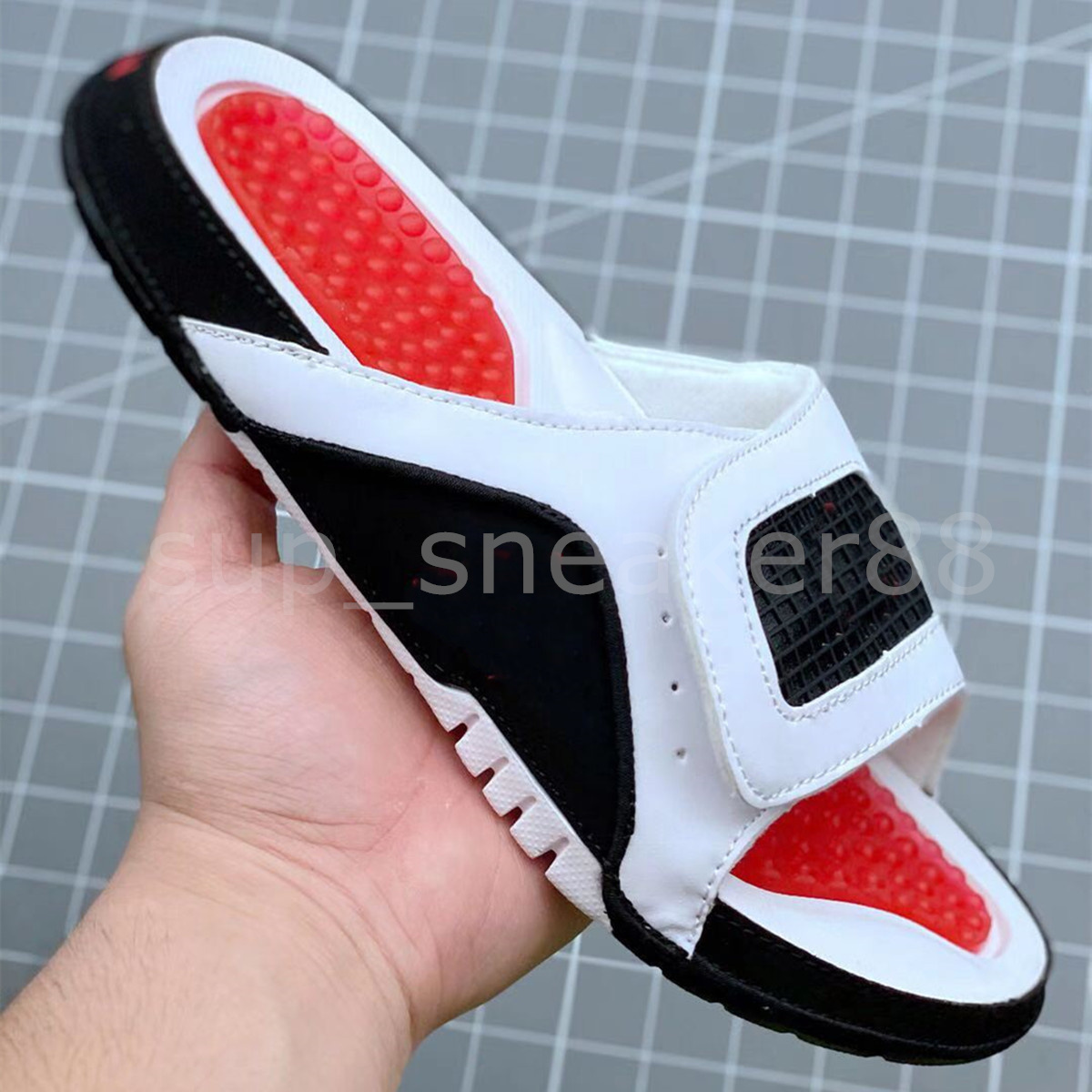 

A13s rubber slippers sandals men's and women's 2021 summer Designer classic fashion beach shoes flat non-slip slipper size 36-45, Black