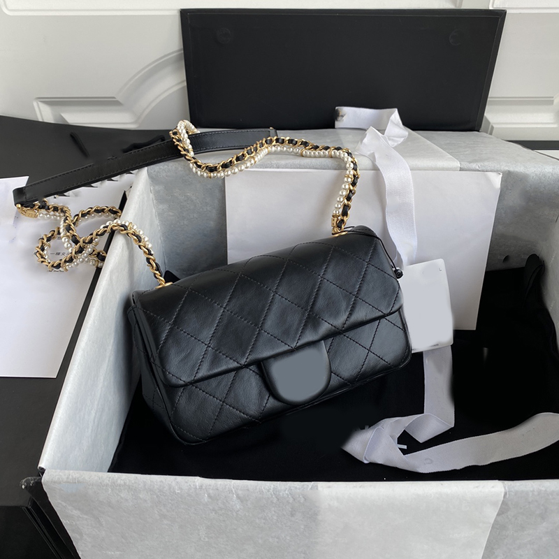 

2020 autumn/winter style pearl mouth cover bag Casual rhombic type AS2210 Calf skin is super nice to the touch Very elegant loulou bag