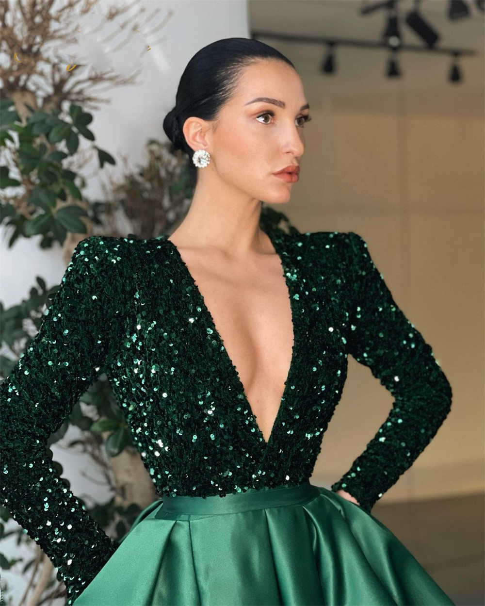 

Sexy Black A-Line Sequined Formal Evening Dress V Neck Long Sleeve Floor Length with Side Slit Formal Simple Robe de soiree, Ivory