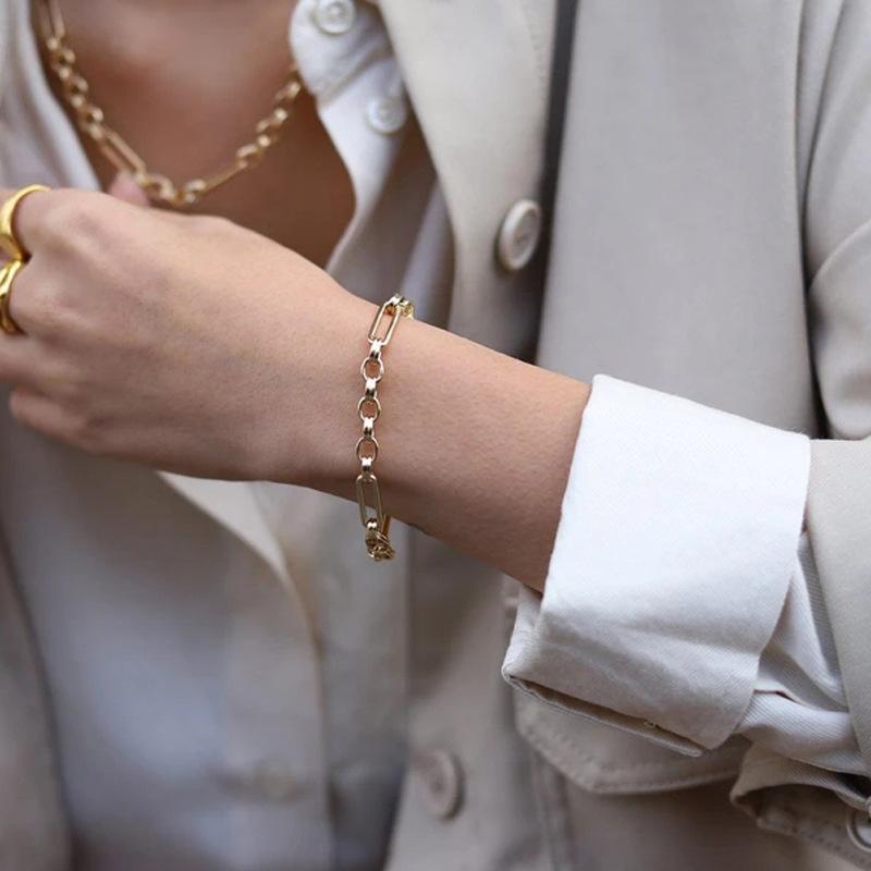 

Link For Women Cold Wind Personality Fashion Jewelry AccessoriesLink Chain
