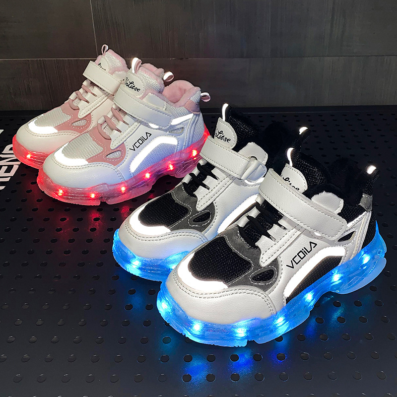 

Size 26-36 Girls Warm Wear-resistant Casual Luminous Sneakers Boys Hook Loop Non-slip Glowing Sneakers Children Led Light Shoes, Black