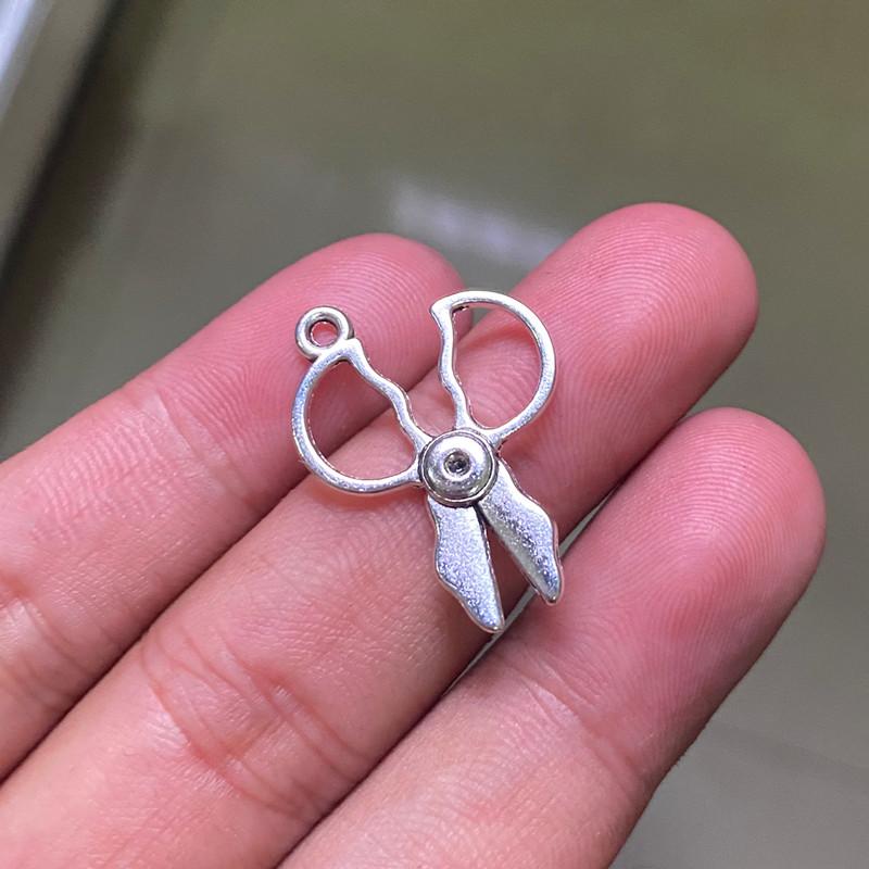 

Charms 30pcs 27x20mm Scissors Connector Pendants Jewelry Making DIY Men's WomenNecklace Bracelet Handmade Crafts Accessories, Bronze;silver